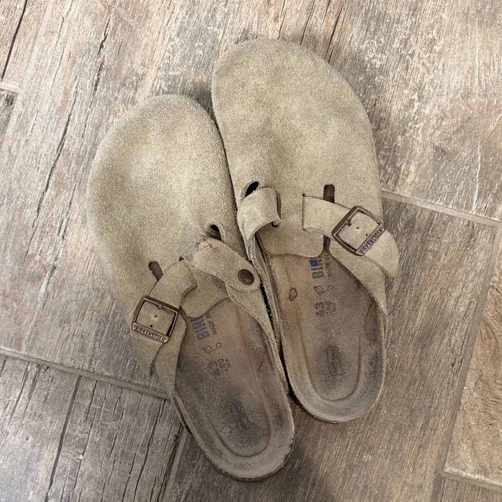 Men’s Birkenstock Clogs - Picture 1 of 3